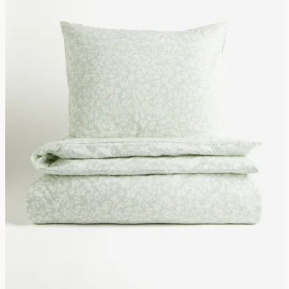 Flowered Twin Duvet Cover - Picture 2 of 3